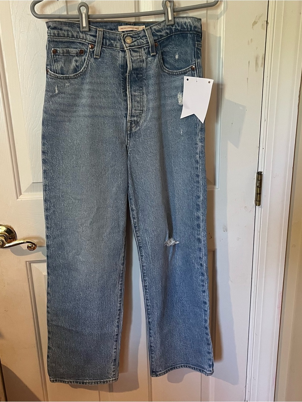 LEVI’S Premium Ribcage Straight Ankle Jeans Women’s Size 28 High Rise Distressed